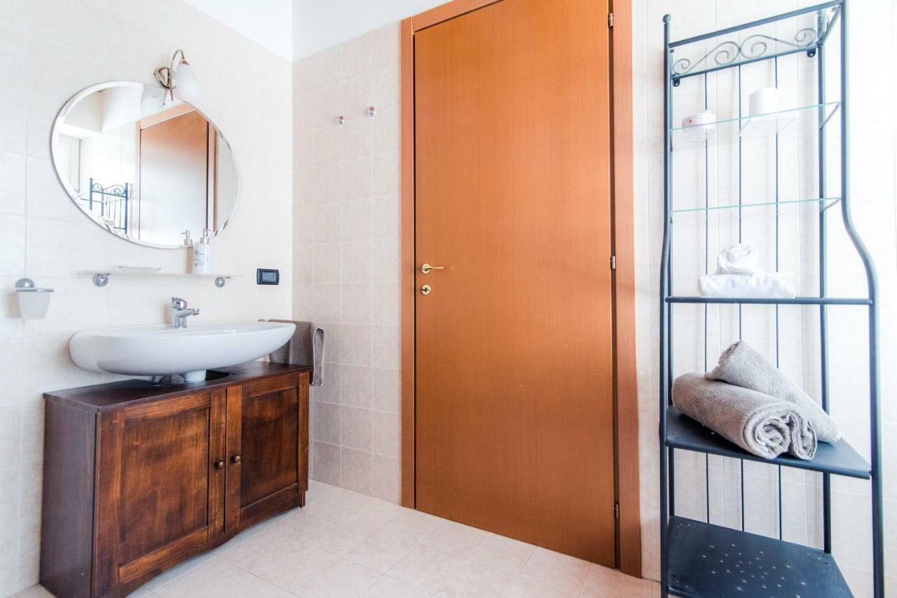 Ca Mia - The House Of Travelers Apartman Como Kültér fotó